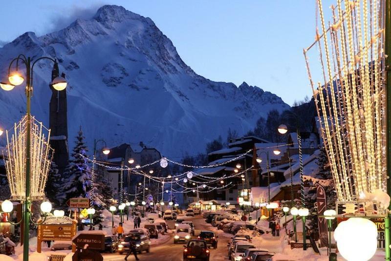 Апартаменты Le Montana Ле дез Альп Экстерьер фото